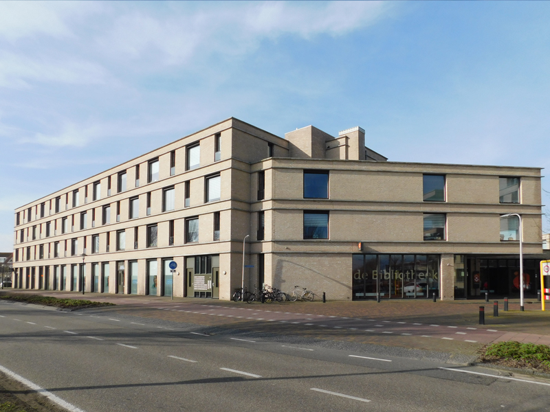 Kantoor en werkplaats Van der Wiel Bouw Noordwijk